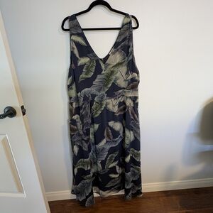 Standards & Practices Leaf Print Maxi Dress